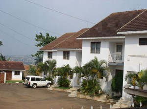 Kampala_posh_houses_2010_01_1